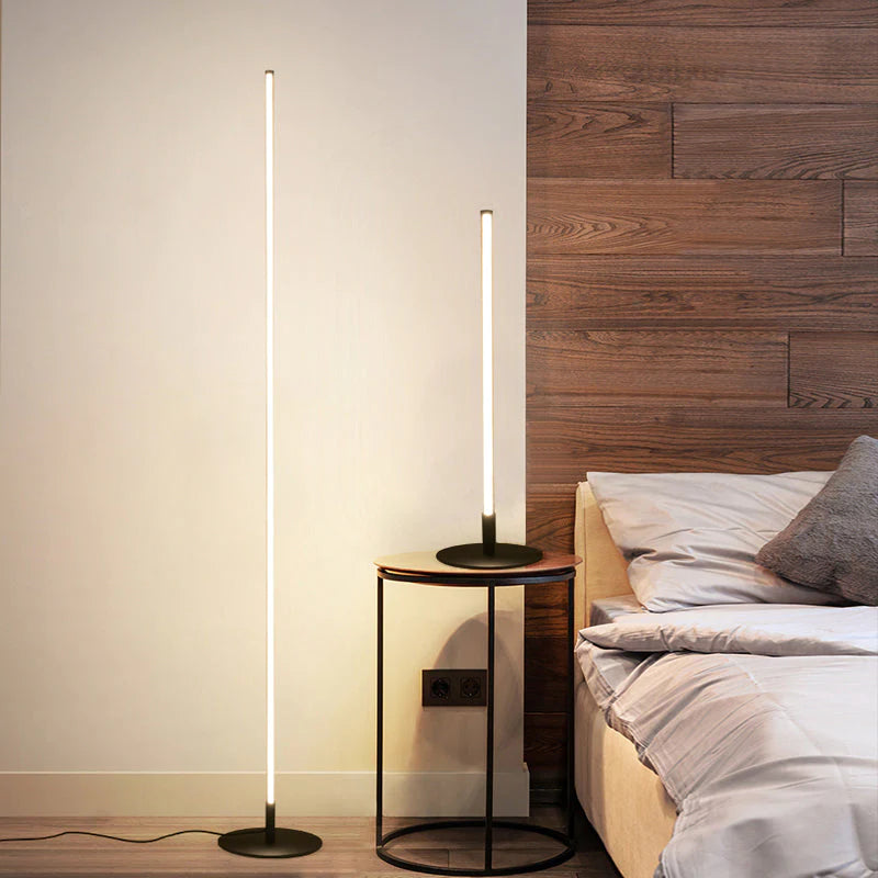 Neuartige Stehlampe