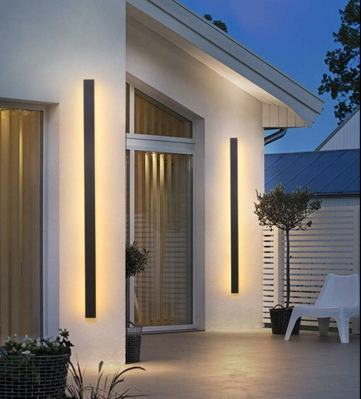 Wavey Outdoor Wall Sconce