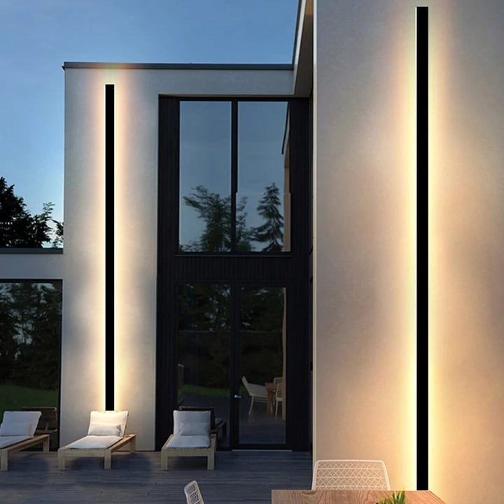Outdoor LED Wall Lamp with IP65 Minimalist Design and Atmospheric Illumination